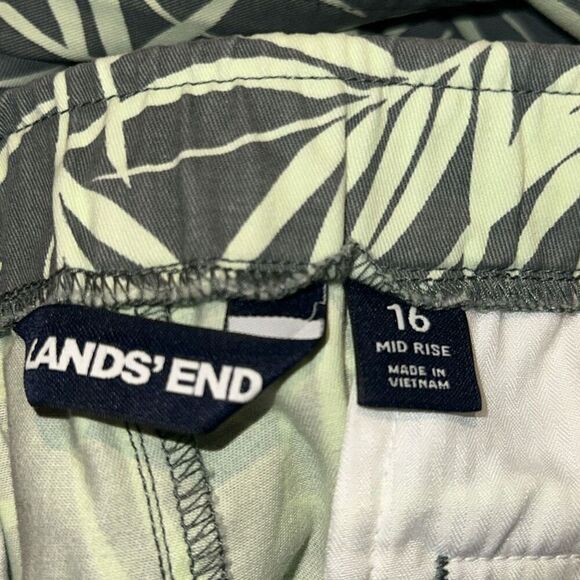 Lands' End Womens Olive Green Leaf Tropical Mid-Rise Chino Pants Ladies Size 16 - Picture 3 of 15